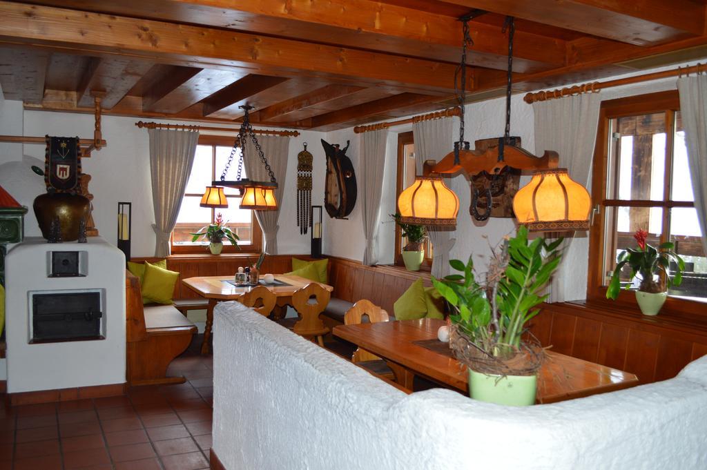 Gasthaus Glockle Apartment Дамулс Екстериор снимка