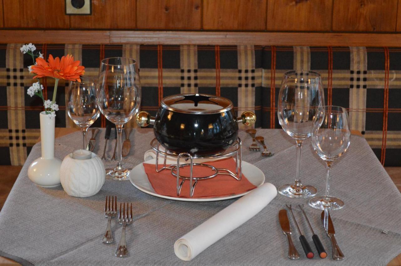 Gasthaus Glockle Apartment Дамулс Екстериор снимка